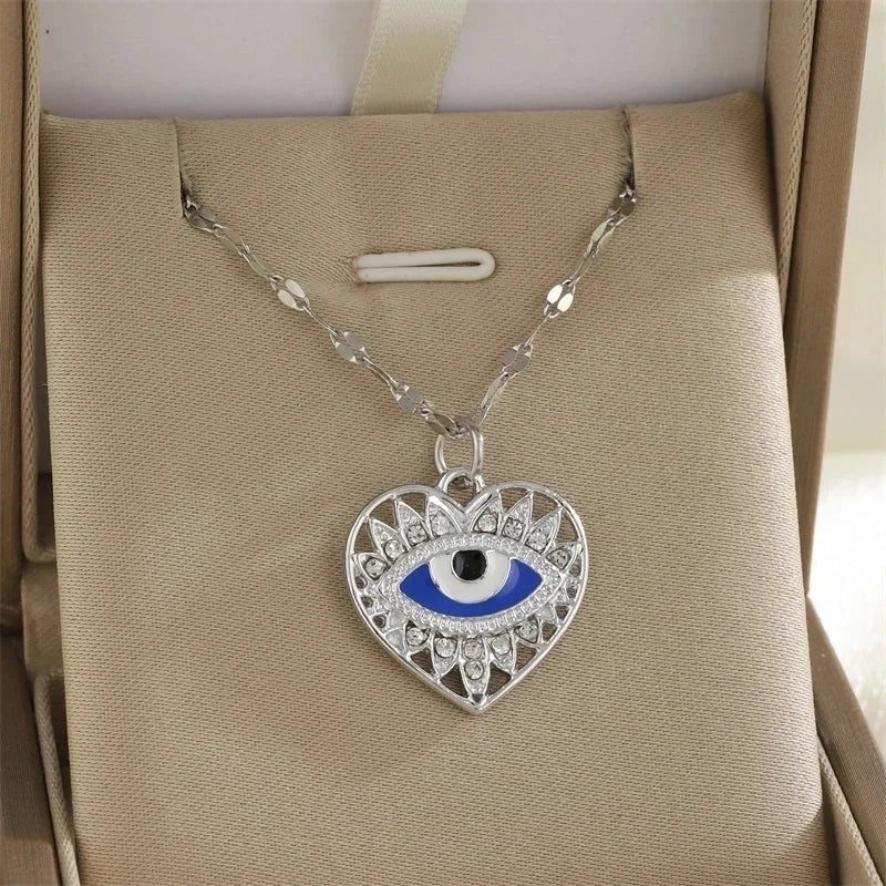 Minimalist Classic Style Cross Flower Butterfly 201 Stainless Steel Imitation Pearl Zinc Alloy Rhinestones 18K Gold Plated Enamel Diamond Pendant Necklace