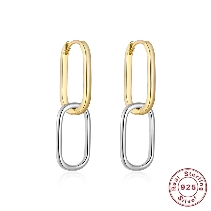 1 Pair Silver Round Earrings