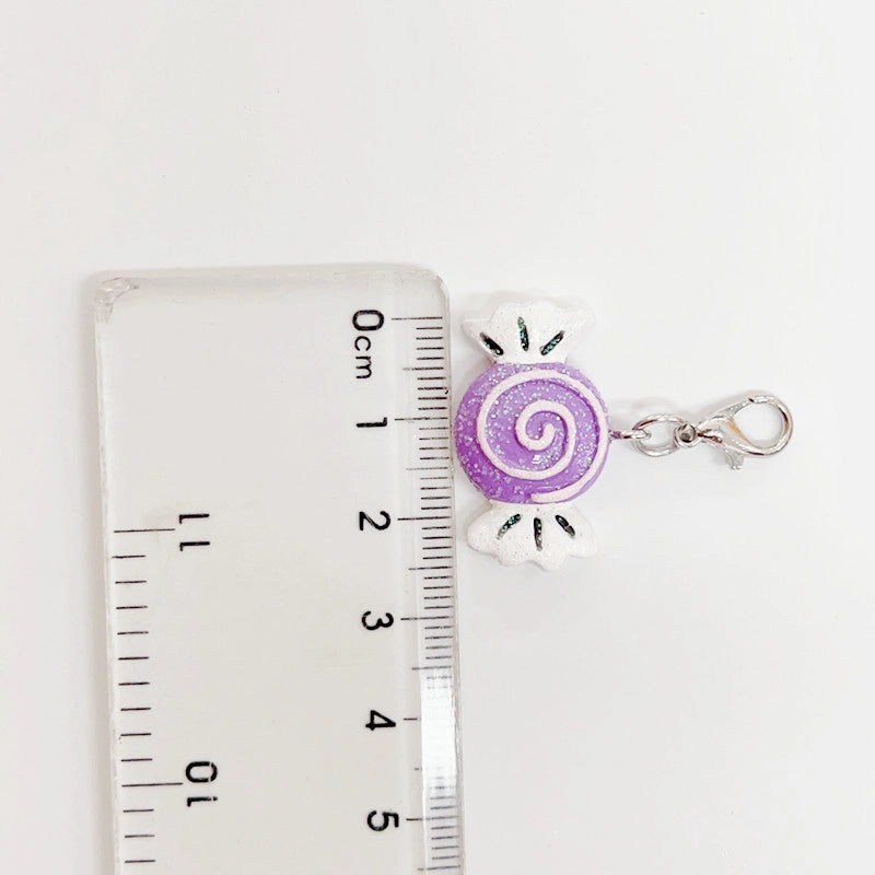 1 Piece 30mm Resin Santa Claus Snowman Elk Pendant Melon Seed Buckle Jewelry Accessories