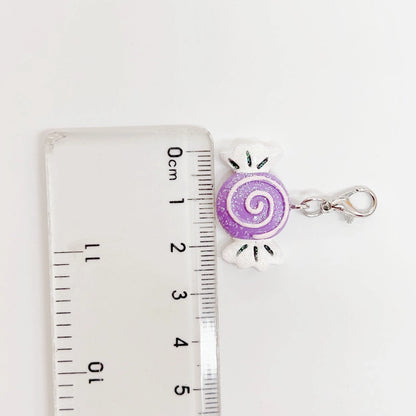 1 Piece 30mm Resin Santa Claus Snowman Elk Pendant Melon Seed Buckle Jewelry Accessories