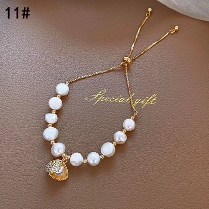 Elegant Round Rhinestones Imitation Pearl Alloy Freshwater Pearl Bracelets