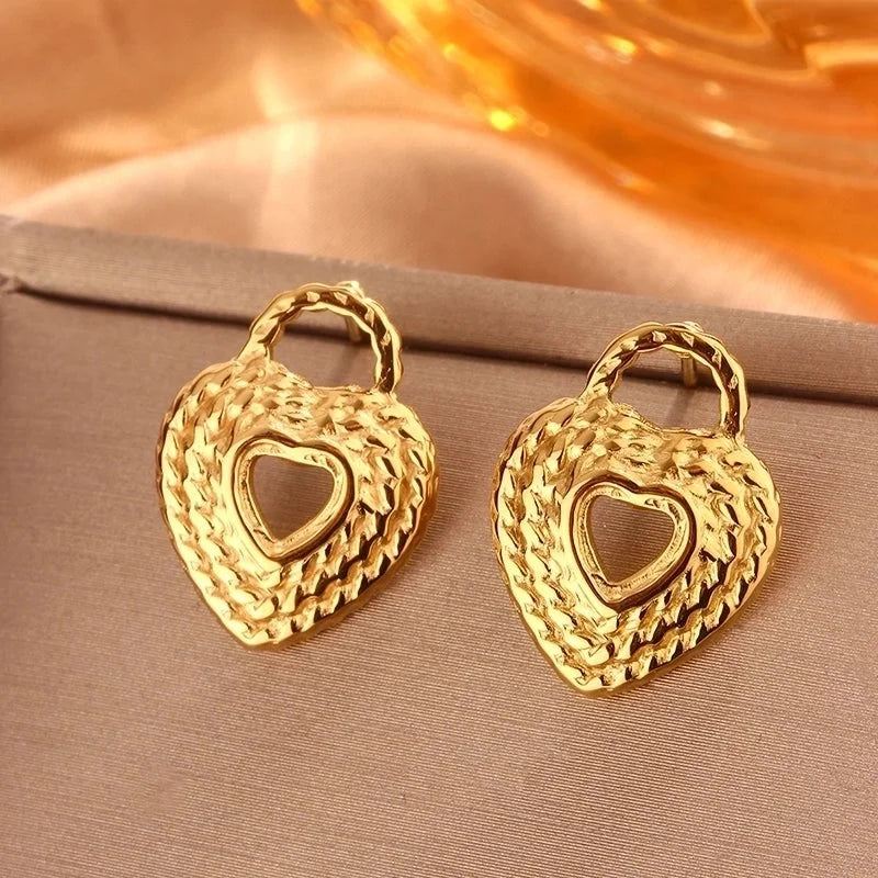 1 Pair Minimalist Sector Leaves Heart Shape Pleated 304 Stainless Steel 18K Gold Plated Ear Studs