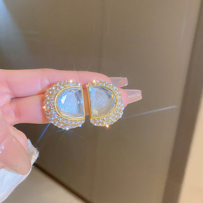 Medieval Droplet Pearl Droplet Geometric Alloy Diamond Inlay Earrings