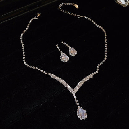 Explosions Zircon Diamond Geometric Necklace Earrings Suit Light Luxury Clavicle Chain High Sense Temperament Jewelry