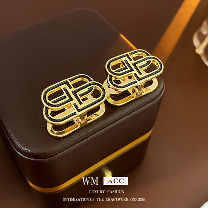 Medieval Pearl Geometric Copper Electroplating Stud Earrings