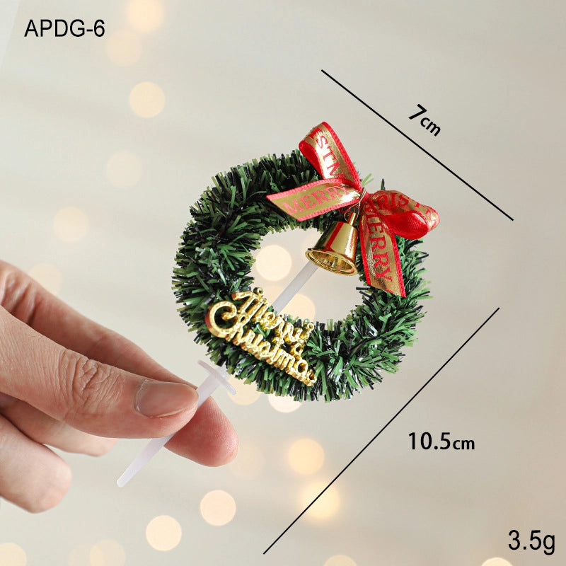 Christmas Casual Cute Minimalist Christmas Tree Santa Claus Snowman Plastic Indoor Banquet Party Cake Decorating Supplies Cake Decorating Supplies