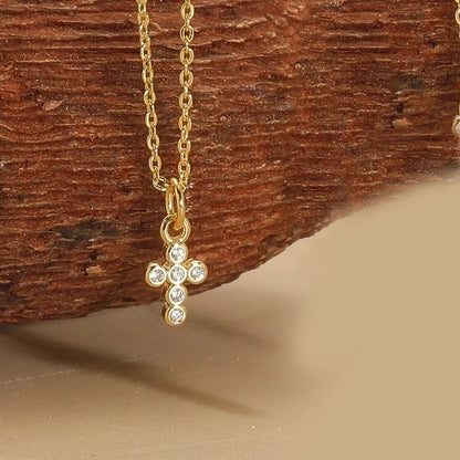 Copper 14K Gold Plated Vintage Style Minimalist Commute Inlay Cross Palm Zircon Pendant Necklace