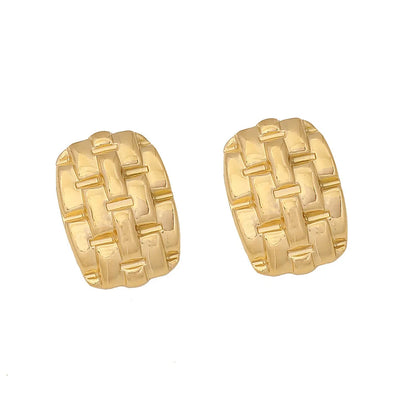 Expressive Polka Dot Chamfered Cube Geometric Stainless Steel Electroplating Stud Earrings