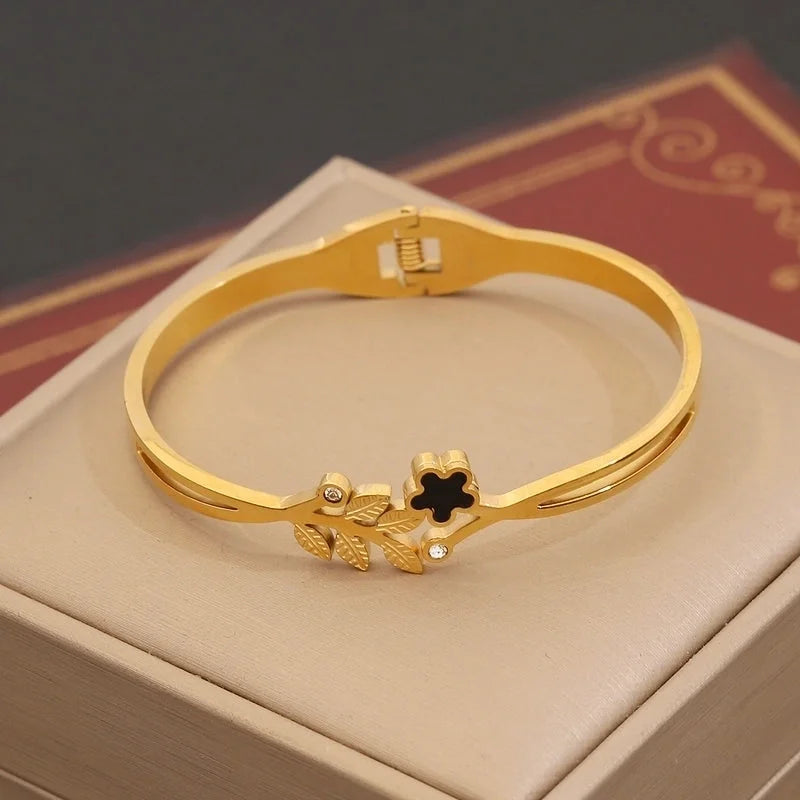 Minimalist Leaves Flower Bow Knot 304 Stainless Steel 18K Gold Plated Zircon Bangle In Bulk