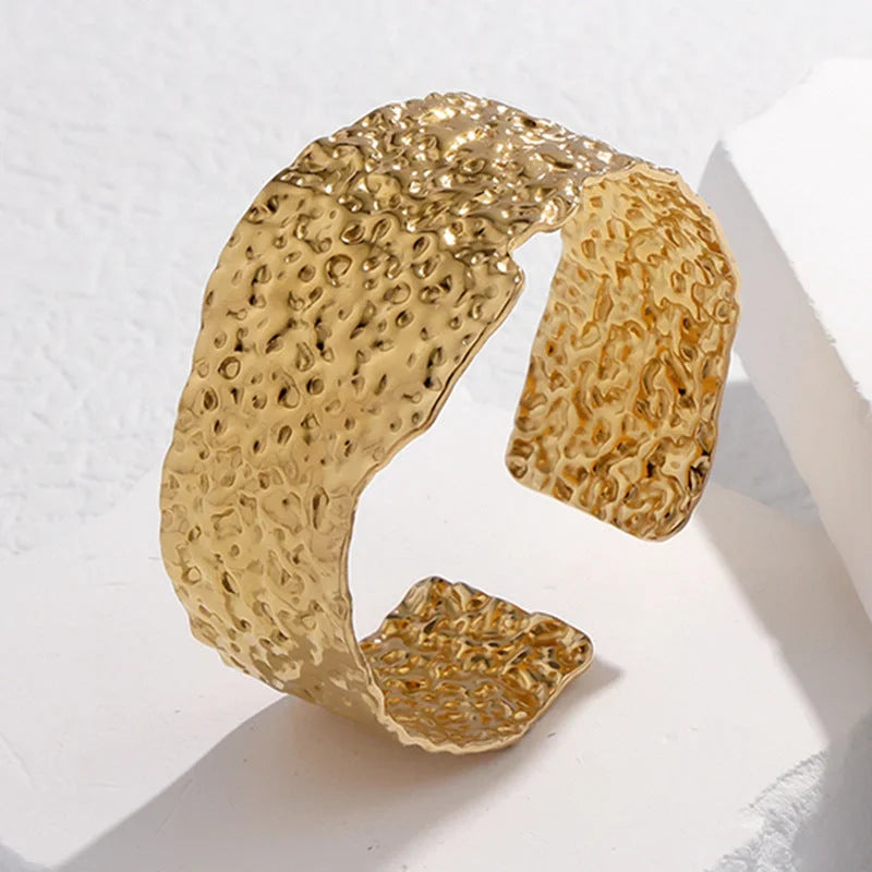 2 Pieces Expressive Stripe Stainless Steel Electroplating Bangles