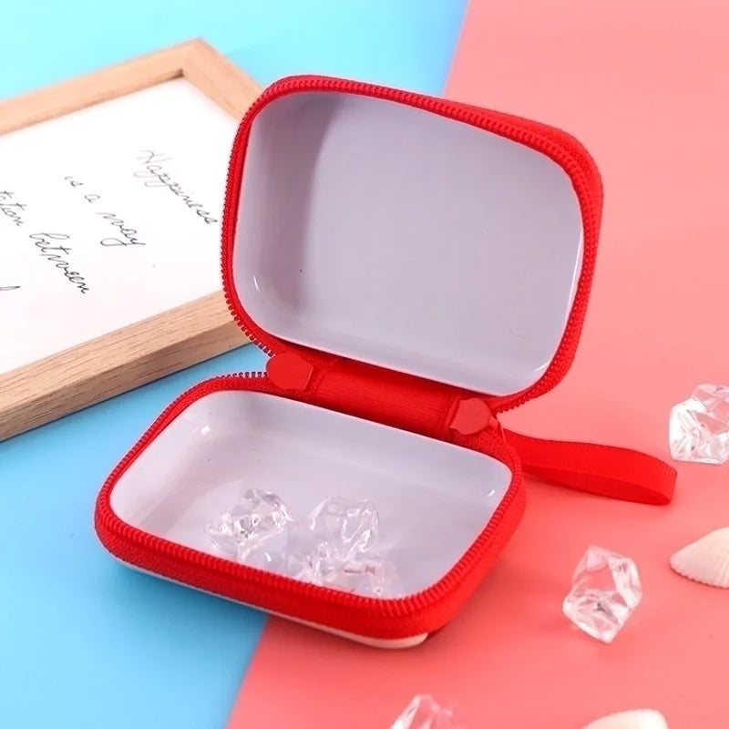 Unisex Santa Claus Tinplate Zipper Coin Purses