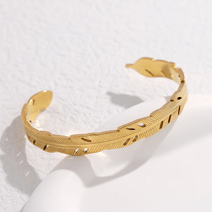 2 Pieces Expressive Stripe Stainless Steel Electroplating Bangles