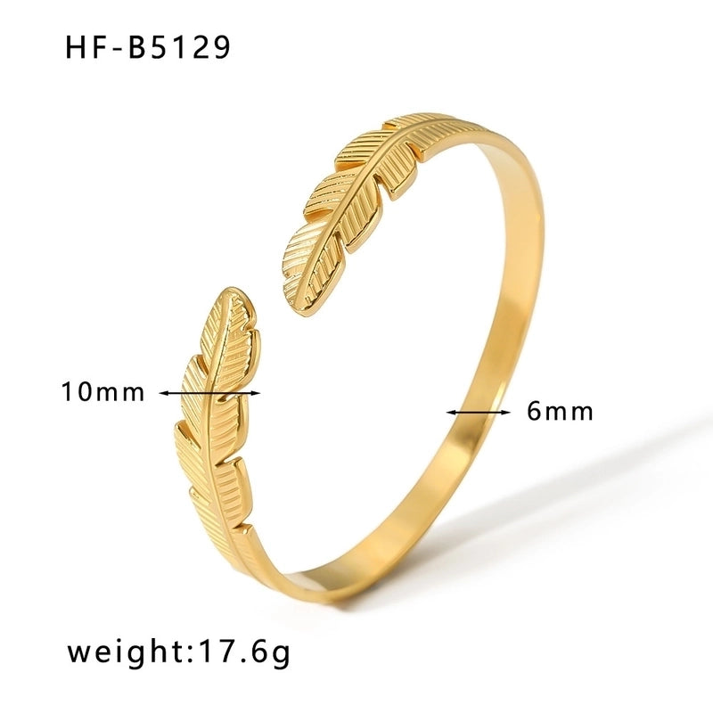 Basic Retro Leaf Solid Color Knot Stainless Steel 18K Gold Plated Bangle In Bulk