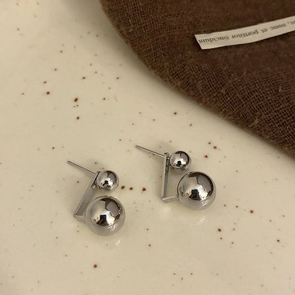 Silver Needle Exaggerated Lovely Earrings Light Luxury High-grade Niche Earrings Fashion Metal Temperament Earrings For Women