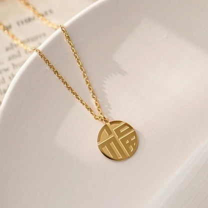 Sweet Minimalist Round Chinese Character Flower Titanium Steel Inlay Rhinestones Shell Pendant Necklace