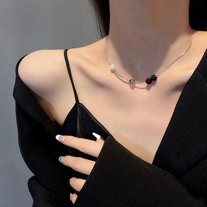 Love Stitching Pearl Japanese And Korean Necklace Design High-grade Light Luxury Niche Clavicle Chain New Women\'s Necklace