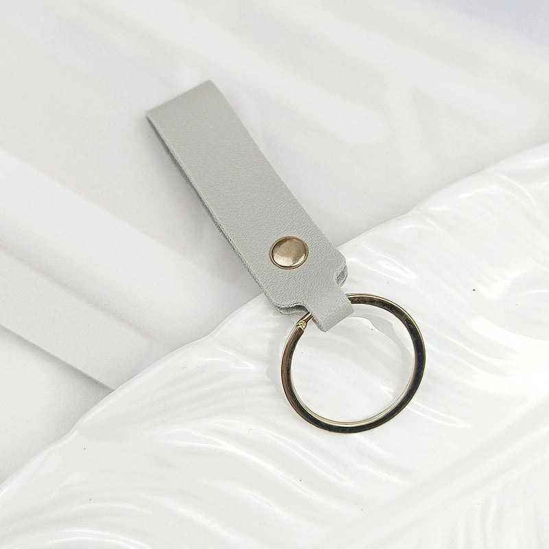Creative Solid Color Pu Keychain Simple Couple Leather Car Key Ring Metal Universal Bag Strap Buckle Office Culture Accessories