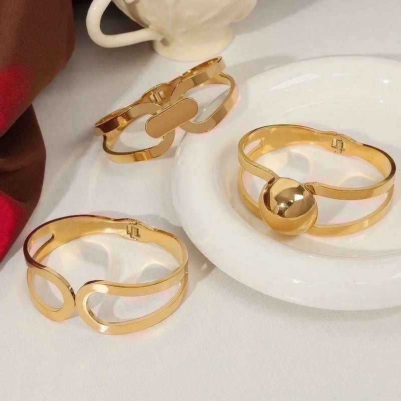 Casual Minimalist Round Titanium Steel 18K Gold Plated Bangle In Bulk