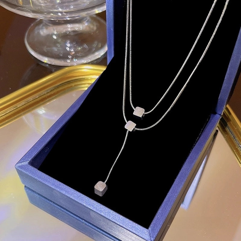 Elegant Classic Style Geometric Moon Bow Knot Titanium Steel Zircon Pendant Necklace