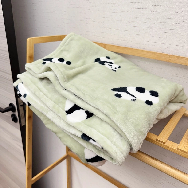In Stock | Style Autumn And Winter Thickened Cartoon Crayon Small New Flannel Casual Plush Blanket Dormitory Bed Sheet