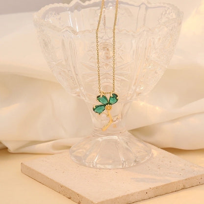 Minimalist Commute Flower 304 Stainless Steel Glass 18K Gold Plated Inlay Pendant Necklace