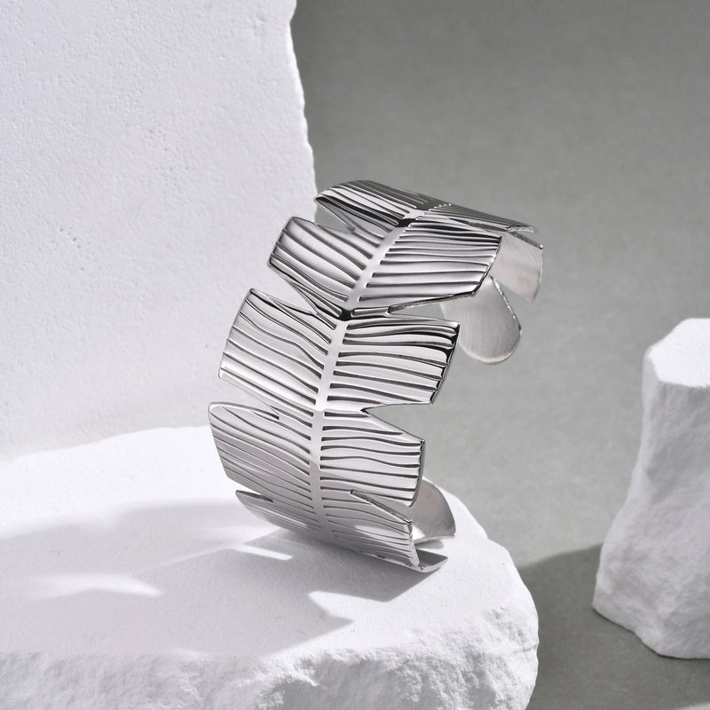 Classic Style Solid Color 304 Stainless Steel 18K Gold Plated Bangle In Bulk