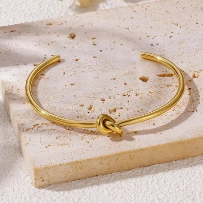 Minimalist Classic Style Knot Titanium Steel 18K Gold Plated Bangle In Bulk