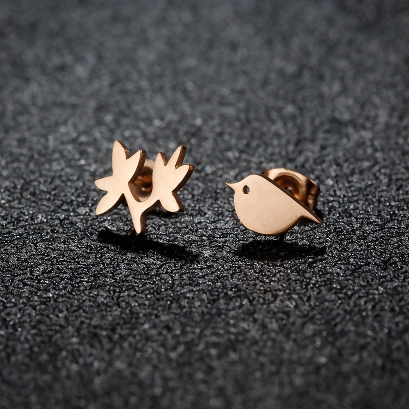1 Pair Christmas Sweet Minimalist Snowflake Irregular Polishing Plating 304 Stainless Steel 18K Gold Plated Ear Studs