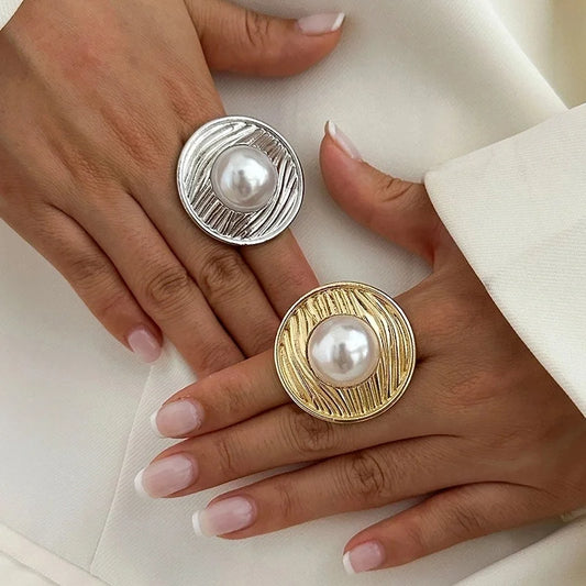 Casual Solid Color Streetwear Geometric Imitation Pearl Alloy Women's Rings