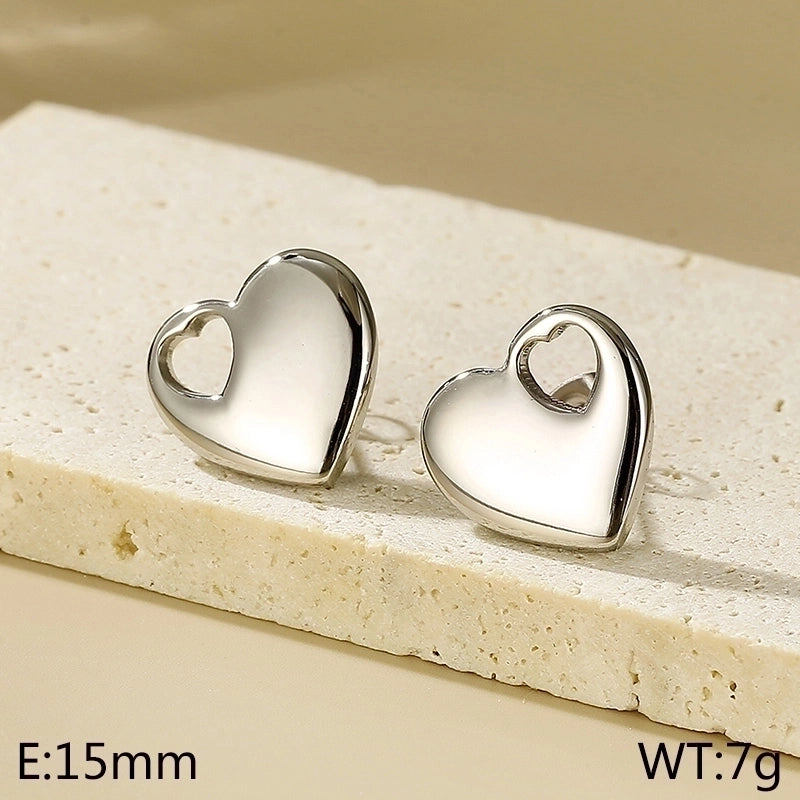 1 Pair Minimalist Heart Shape Titanium Steel Gold Plated Ear Studs