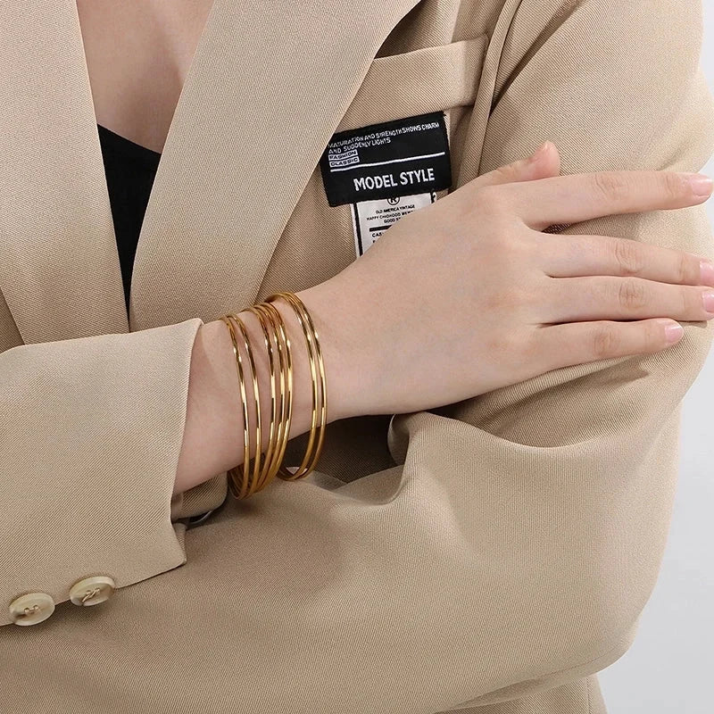 Minimalist Round 304 Stainless Steel 18K Gold Plated Bangle In Bulk