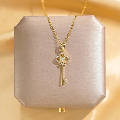 304 Stainless Steel Copper 18K Gold Plated Glam Luxurious Plating Inlay Solid Color Diamond Pendant Necklace