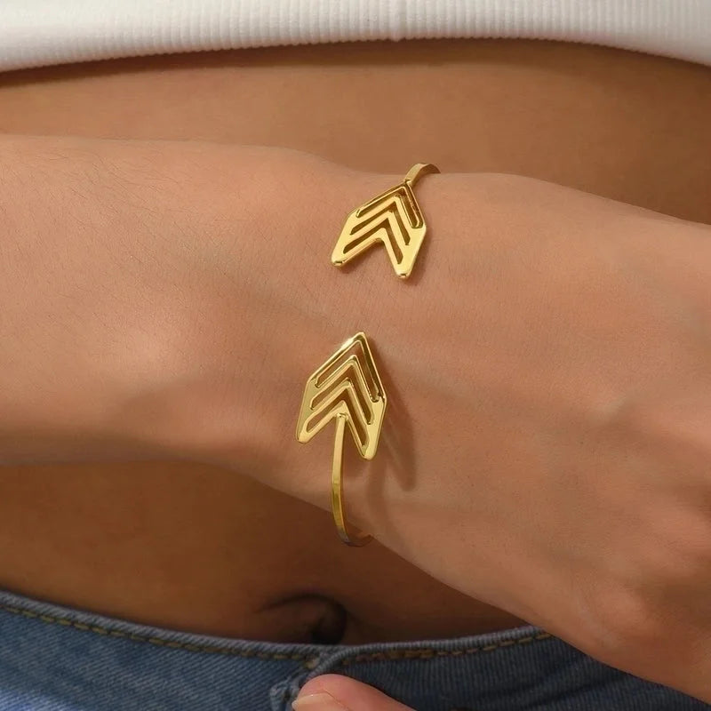 Minimalist Heart Shape Eye Copper Plating Artificial Pearls Zircon Bangle 1 Piece