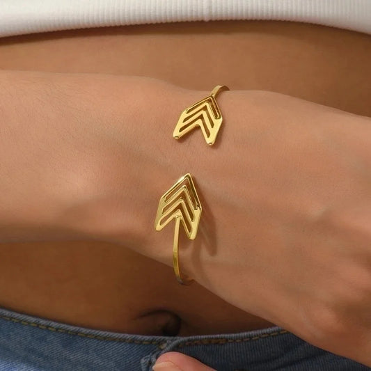 Minimalist Heart Shape Eye Copper Plating Artificial Pearls Zircon Bangle 1 Piece