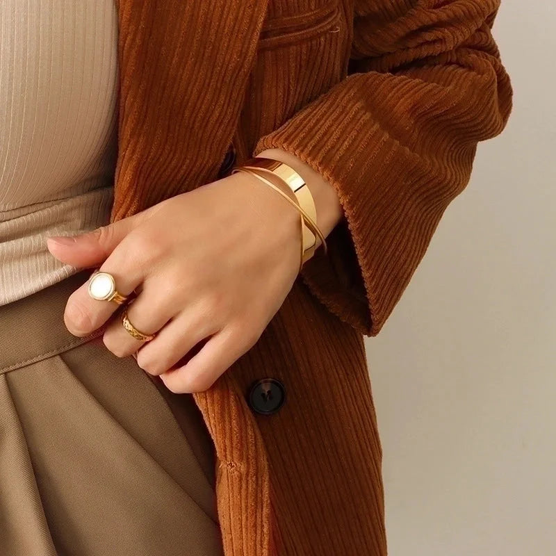 Minimalist Solid Color 304 Stainless Steel 18K Gold Plated Bangle In Bulk