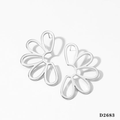 1 Pair Modern Style Artistic Flower Hollow Out 316 Stainless Steel 16K Gold Plated White Gold Plated Gold Plated Ear Studs