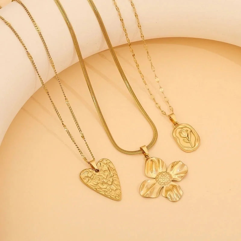 Elegant Streetwear Commute Irregular 304 Stainless Steel 18K Gold Plated Irregular Pendant Necklace