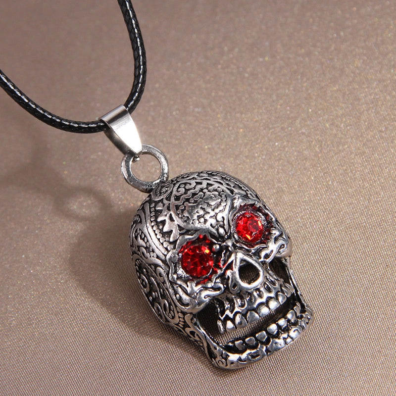 Cool Style Spider Spider Web Skull Alloy Wax Rope Inlay Rhinestones Halloween Men's Pendant Necklace