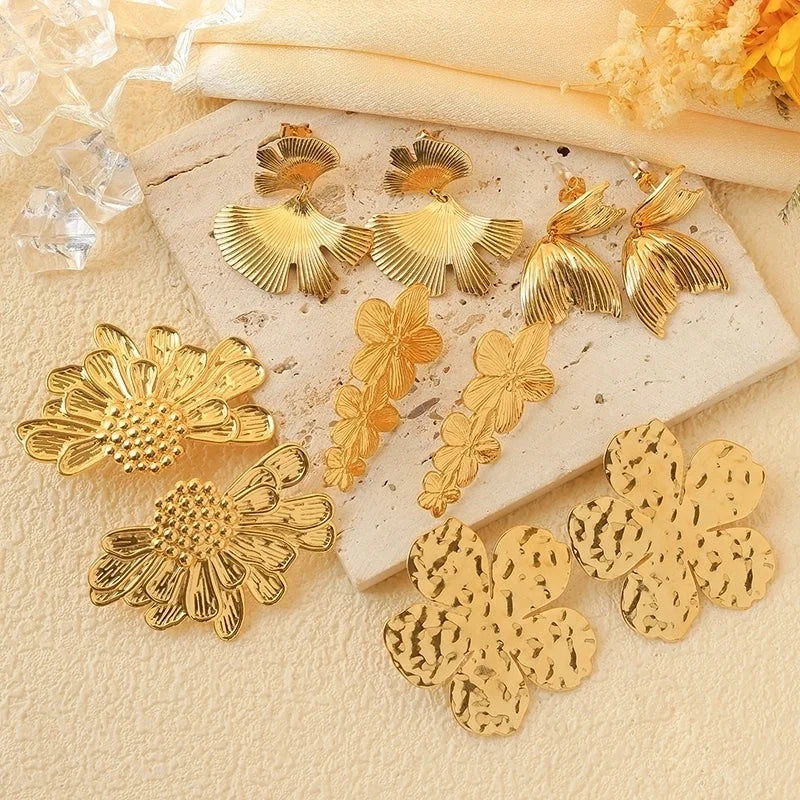 1 Pair Elegant Sweet Pastoral Flower Ginkgo Leaf Fish Tail Plating 304 Stainless Steel 14K Gold Plated Ear Studs