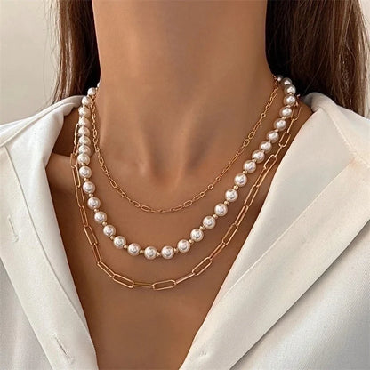 Hip-hop Minimalist Solid Color Flower Lock Metal Copper 18k Gold Plated Gold Plated Silver Plated Crystal Zircon Layered Necklaces Pendant Necklace Necklace In Bulk