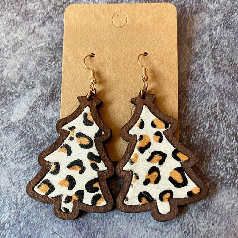 1 Pair Retro Christmas Tree Leopard Wood Drop Earrings