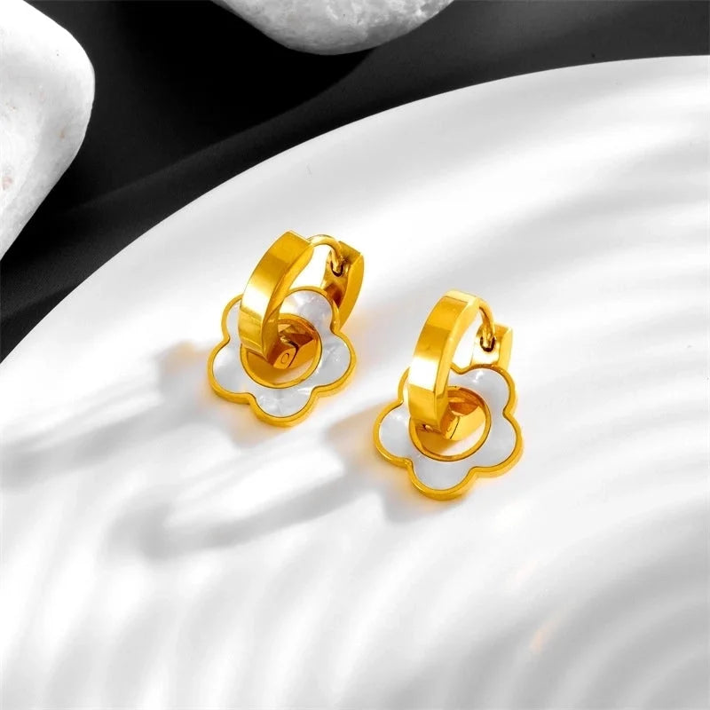 1 Pair Sweet Flower Inlay Stainless Steel Acrylic 18K Gold Plated Drop Earrings