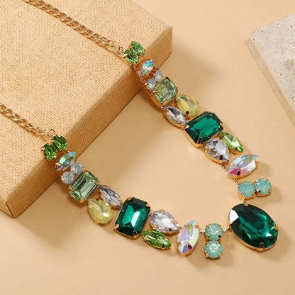 Casual Elegant Geometric Gold Plated Rhinestones Glass Alloy Pendant Necklaces