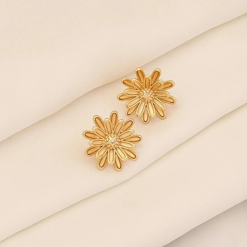 1 Pair Elegant Minimalist Sunflower Flower Plating 304 Stainless Steel 18K Gold Plated Ear Studs