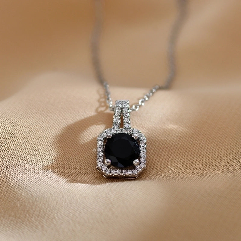 Minimalist Round Copper Plating Inlay Zircon Gold Plated Pendant Necklace