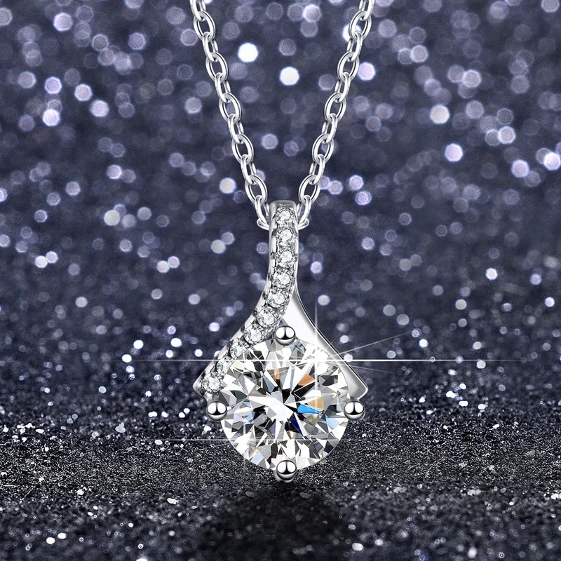 Shiny Geometric White Copper Inlay Rhinestones Pendant Necklace