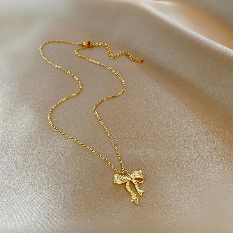 Elegant Minimalist Geometric Titanium Steel Plating Inlay Artificial Pearls Shell Zircon Necklace