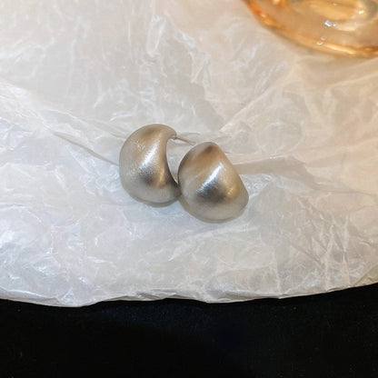 Silver Needle Exaggerated Lovely Earrings Light Luxury High-grade Niche Earrings Fashion Metal Temperament Earrings For Women