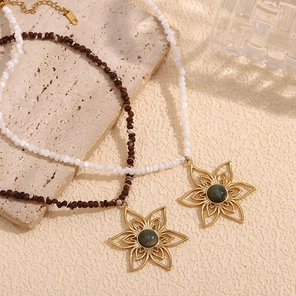 Fashion Petal Flower Stainless Steel Electroplating Necklaces