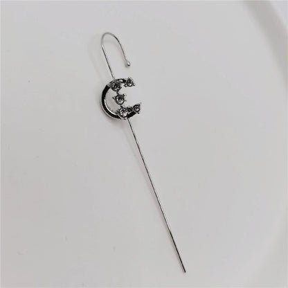 2 Pieces Trendy Zircon Ear Hook Piercing Ear Pin Female Net Red Personality Design Surrounding Ear Bone Clip Oblique Line Earrings